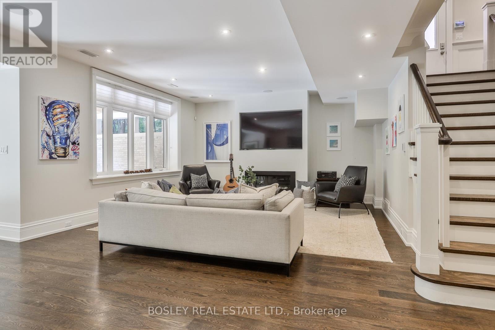 52 KILLDEER CRESCENT - 29