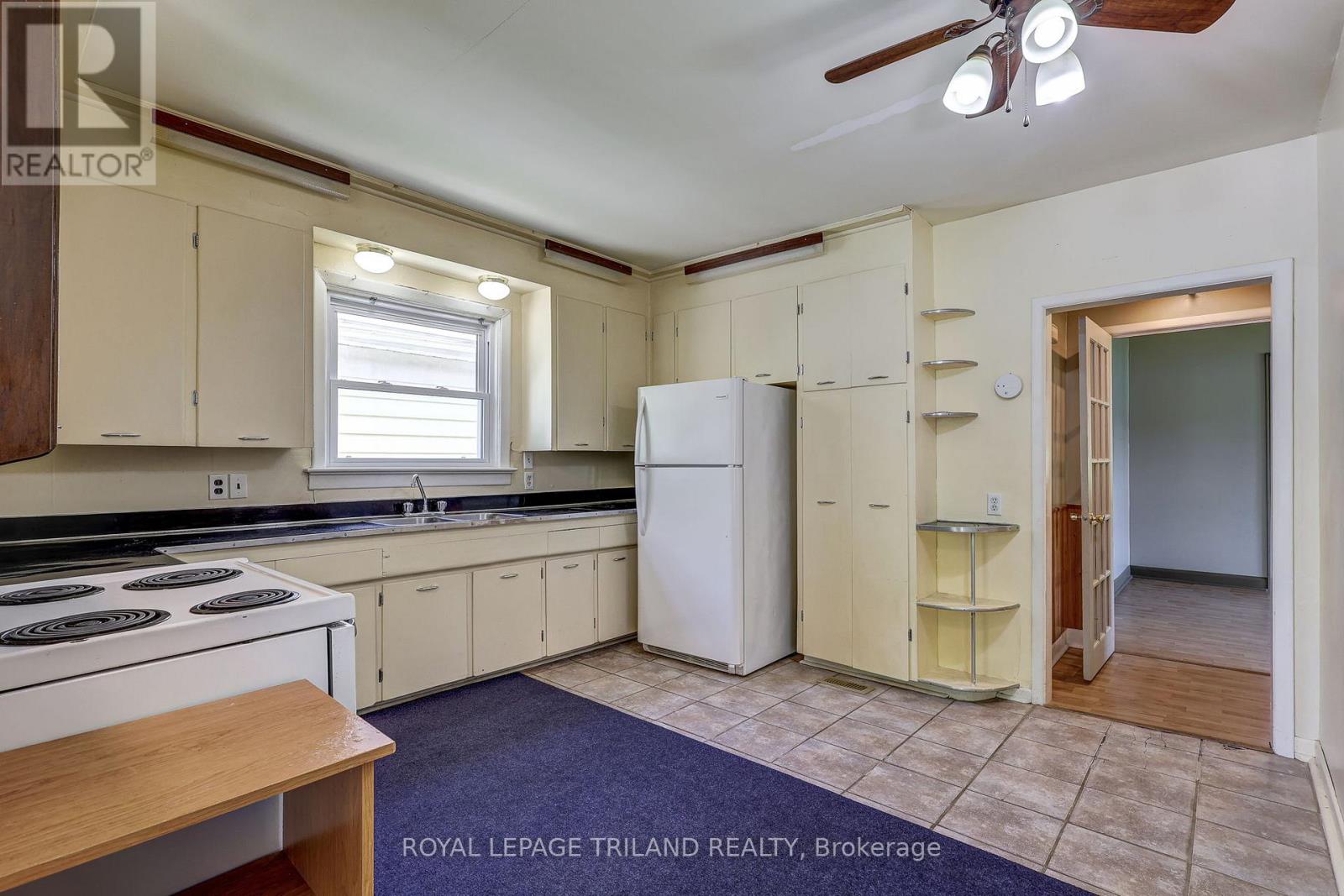 24 ISABEL STREET - 21