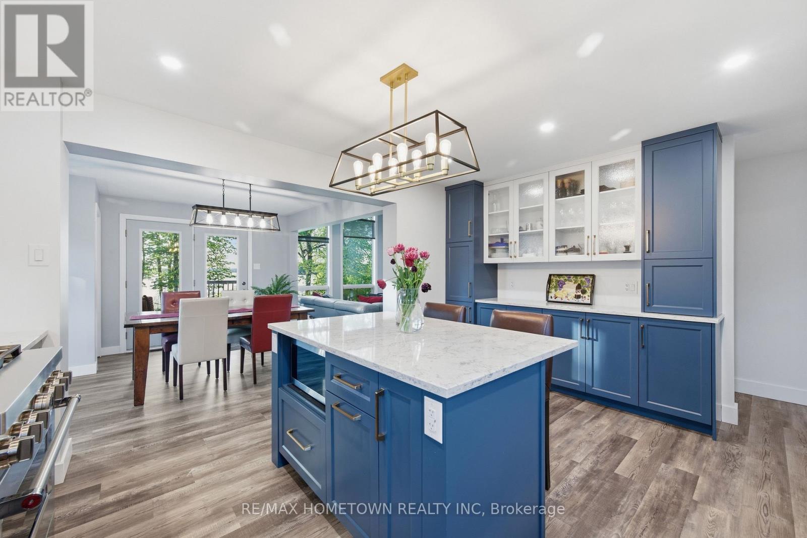 594 LYNDHURST ROAD - 15