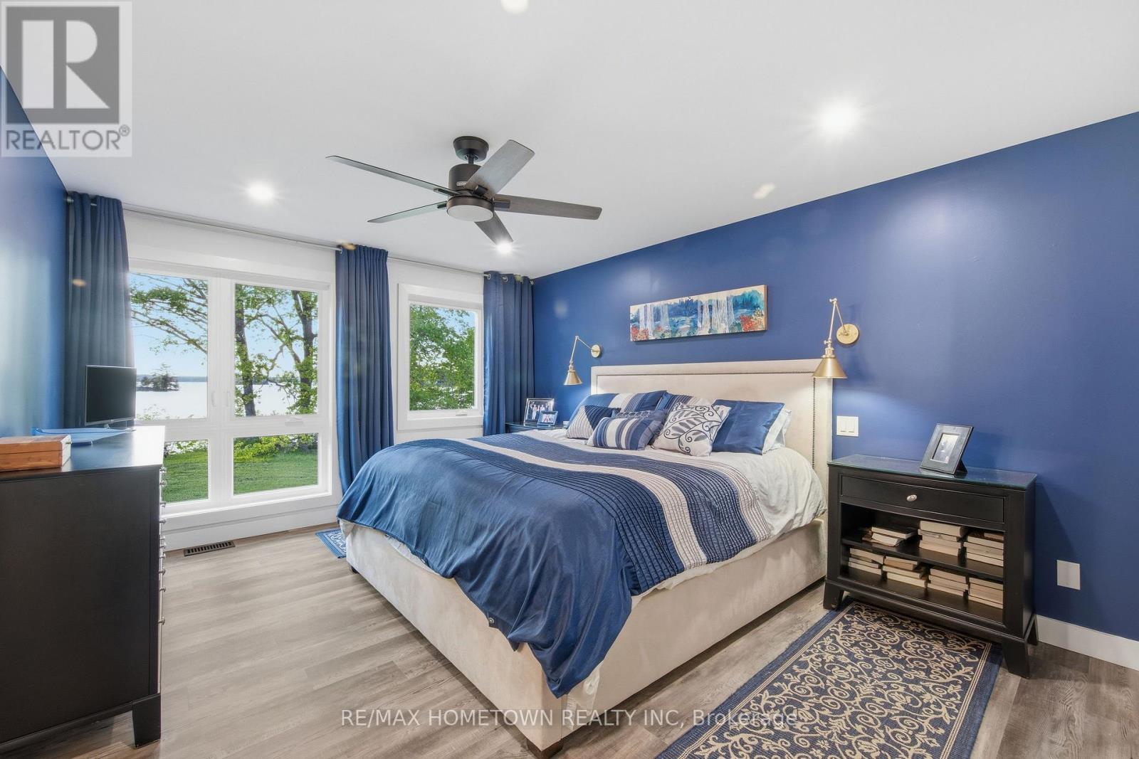 594 LYNDHURST ROAD - 24
