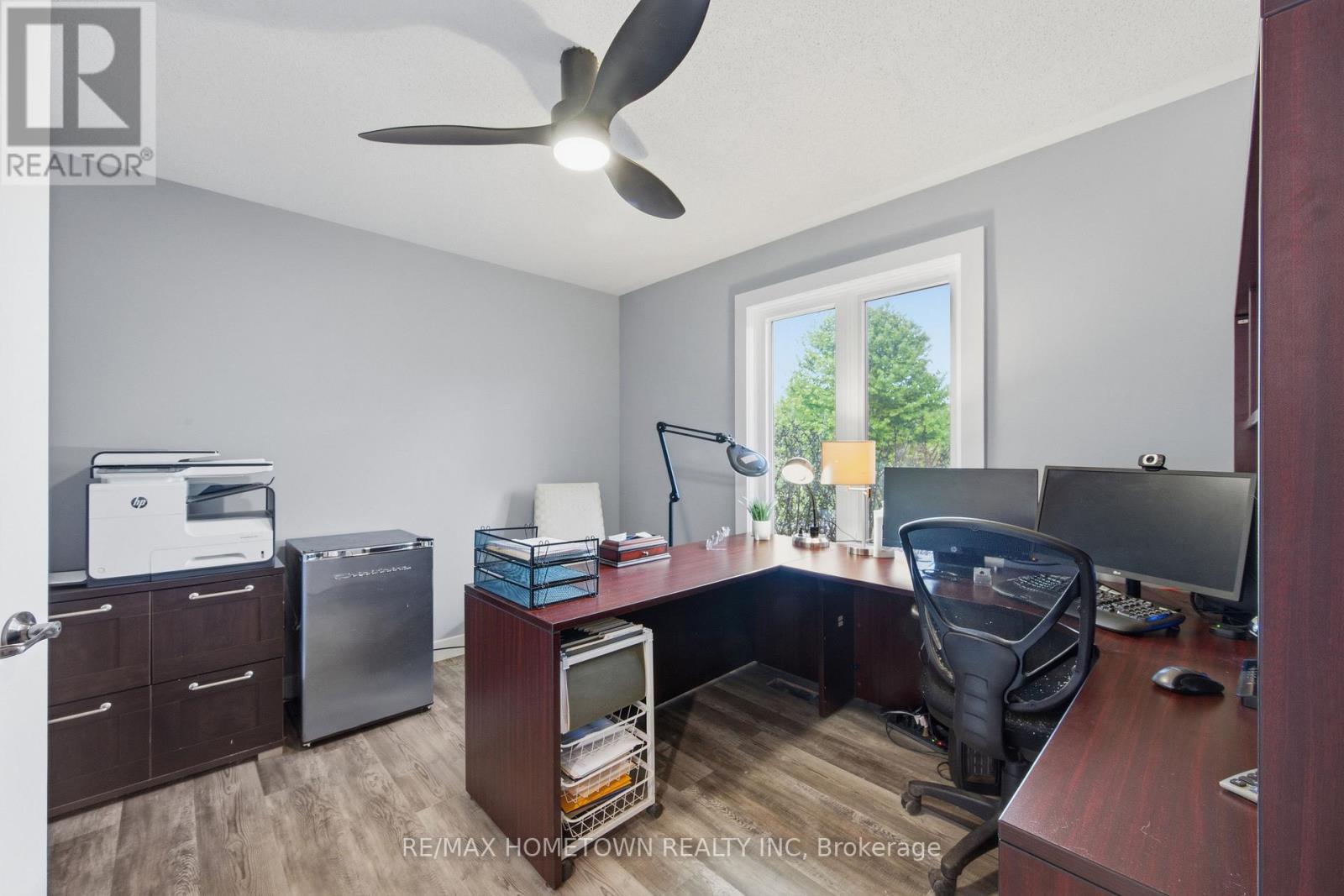 594 LYNDHURST ROAD - 33