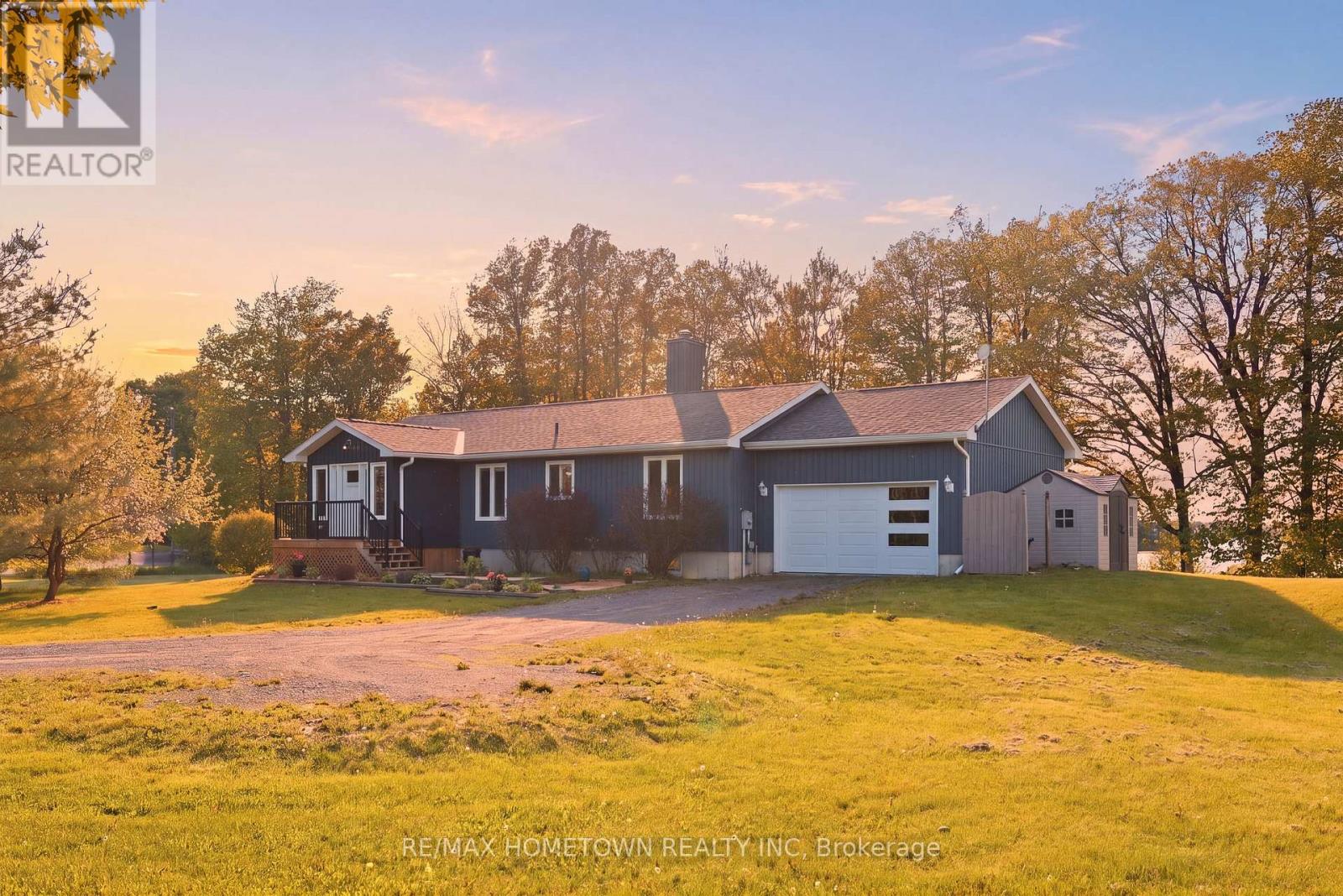 594 LYNDHURST ROAD - 5