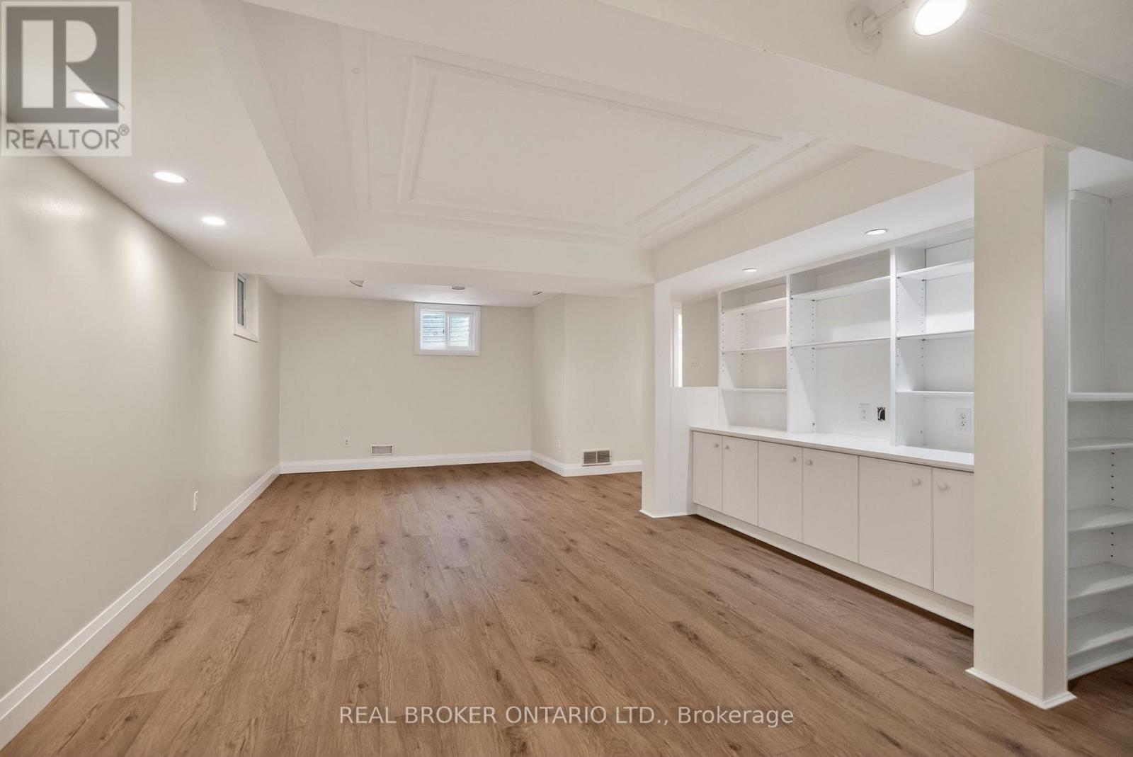 2224 BOWMAN ROAD - 35