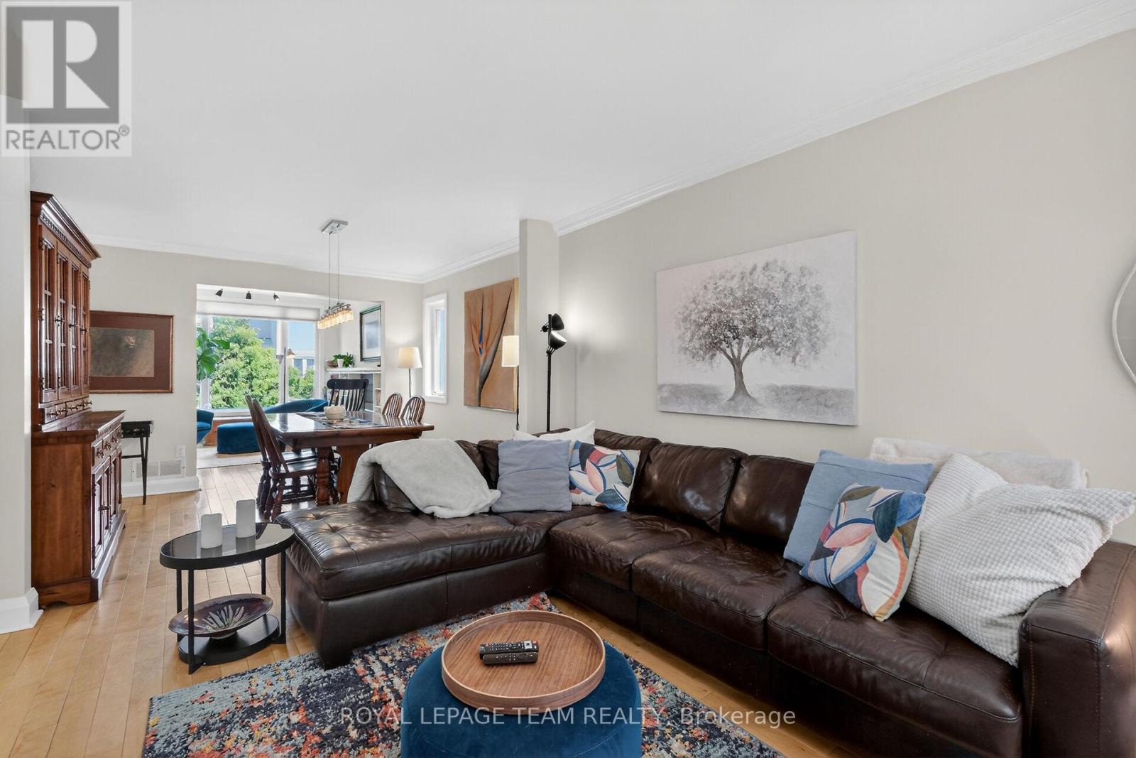11 AVONHURST AVENUE - 10