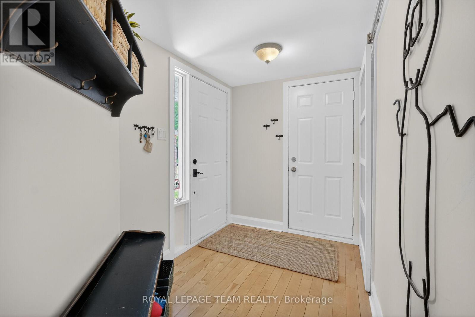 11 AVONHURST AVENUE - 5