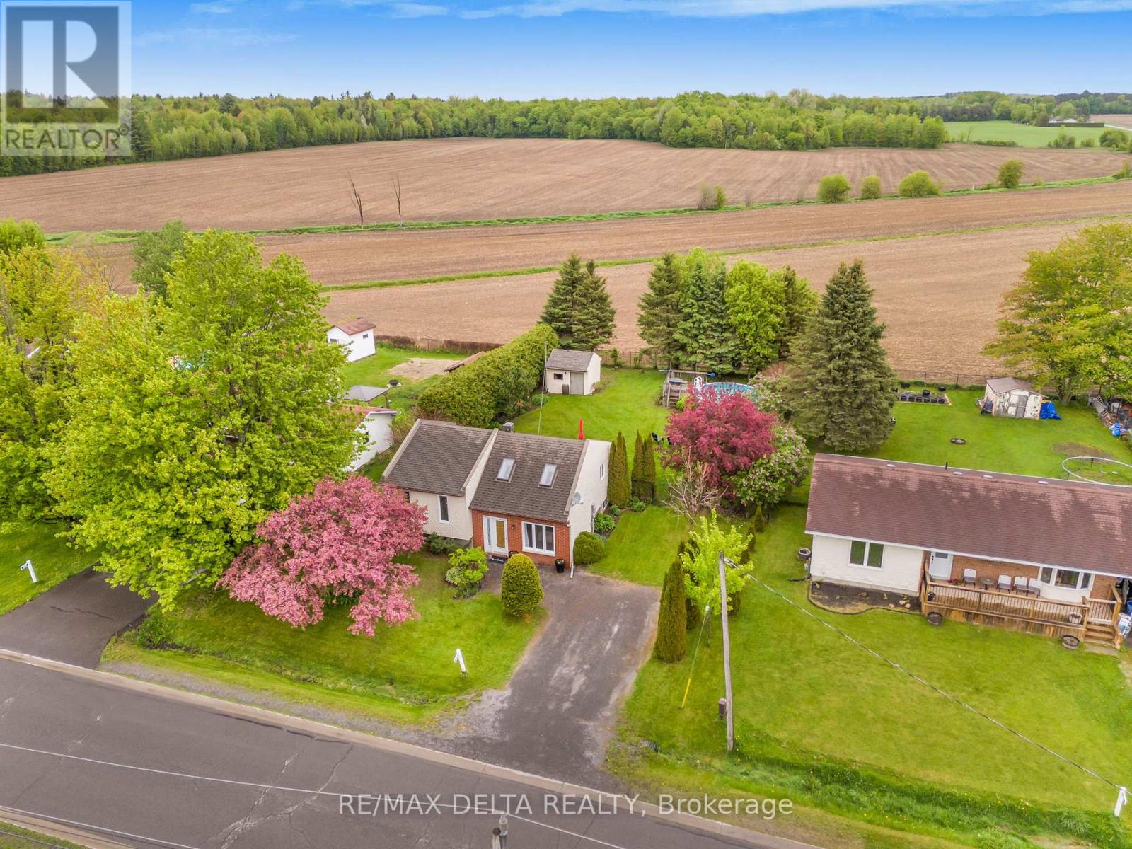 3057 CARRIERE STREET - 32