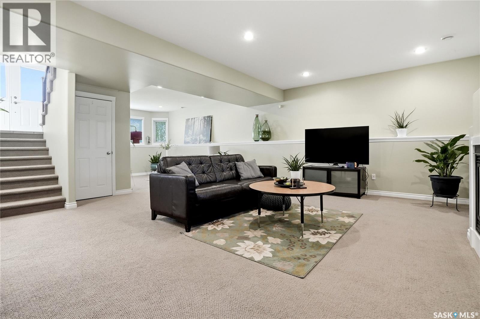 263 Beechmont CRESCENT - 34