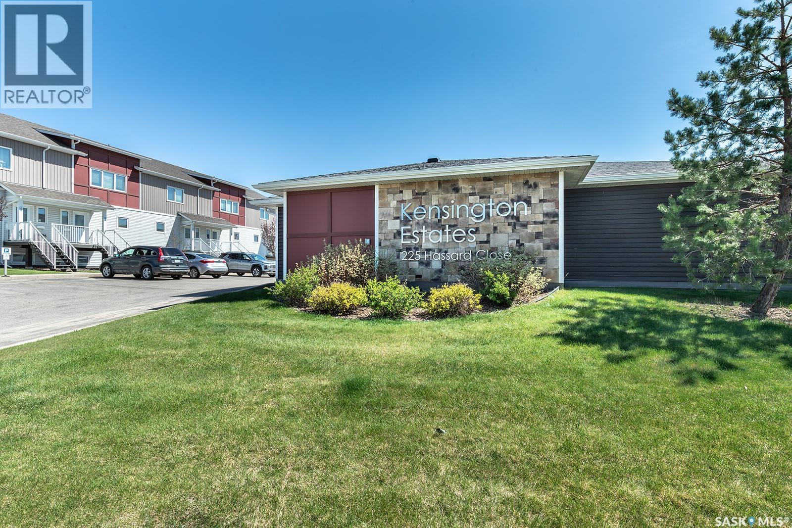 #104 225 Hassard CLOSE - 23