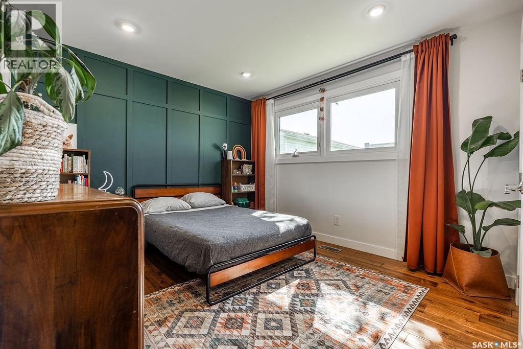 1925 Pembina AVENUE - 24