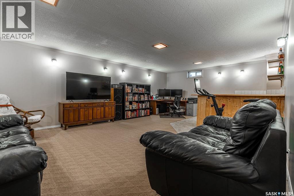 1925 Pembina AVENUE - 30