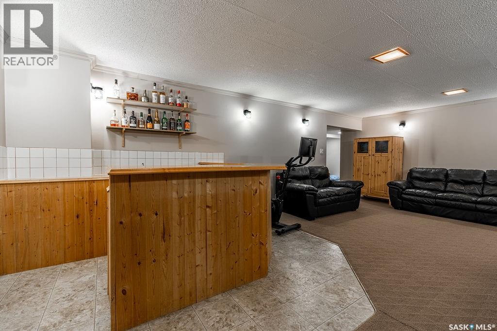 1925 Pembina AVENUE - 34