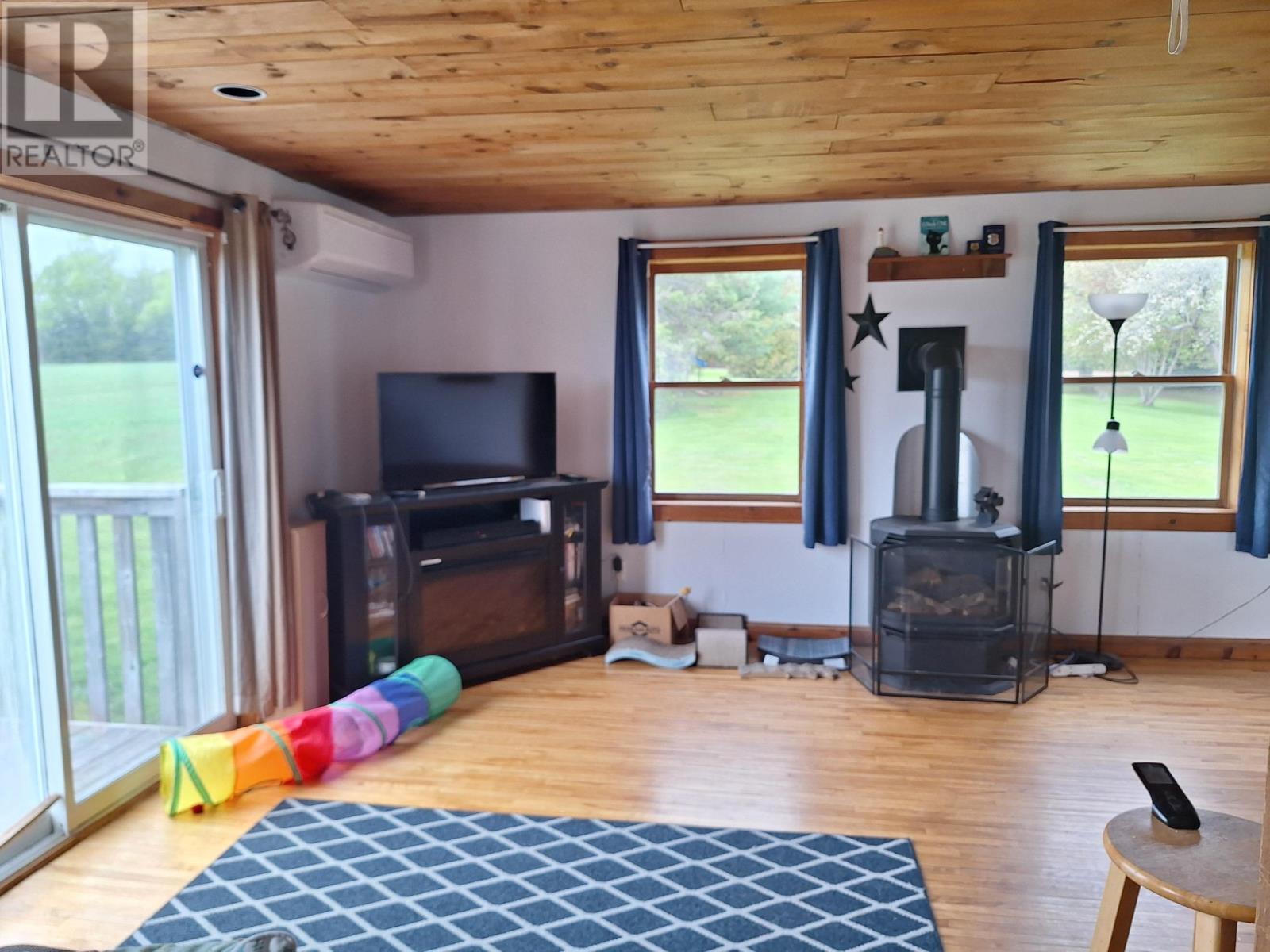 982 Culloden Road - 15