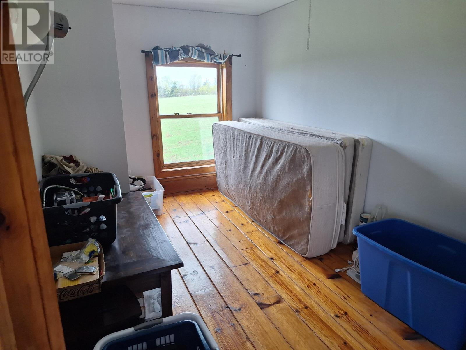 982 Culloden Road - 21