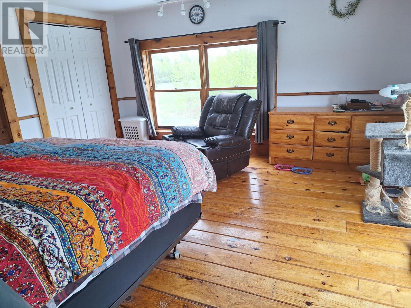 982 Culloden Road - 23