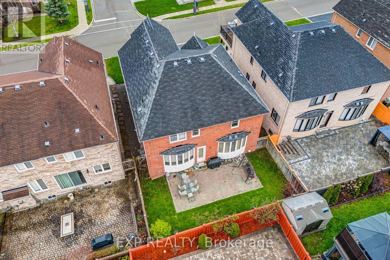 323 CHERYL MEWS BOULEVARD - 34