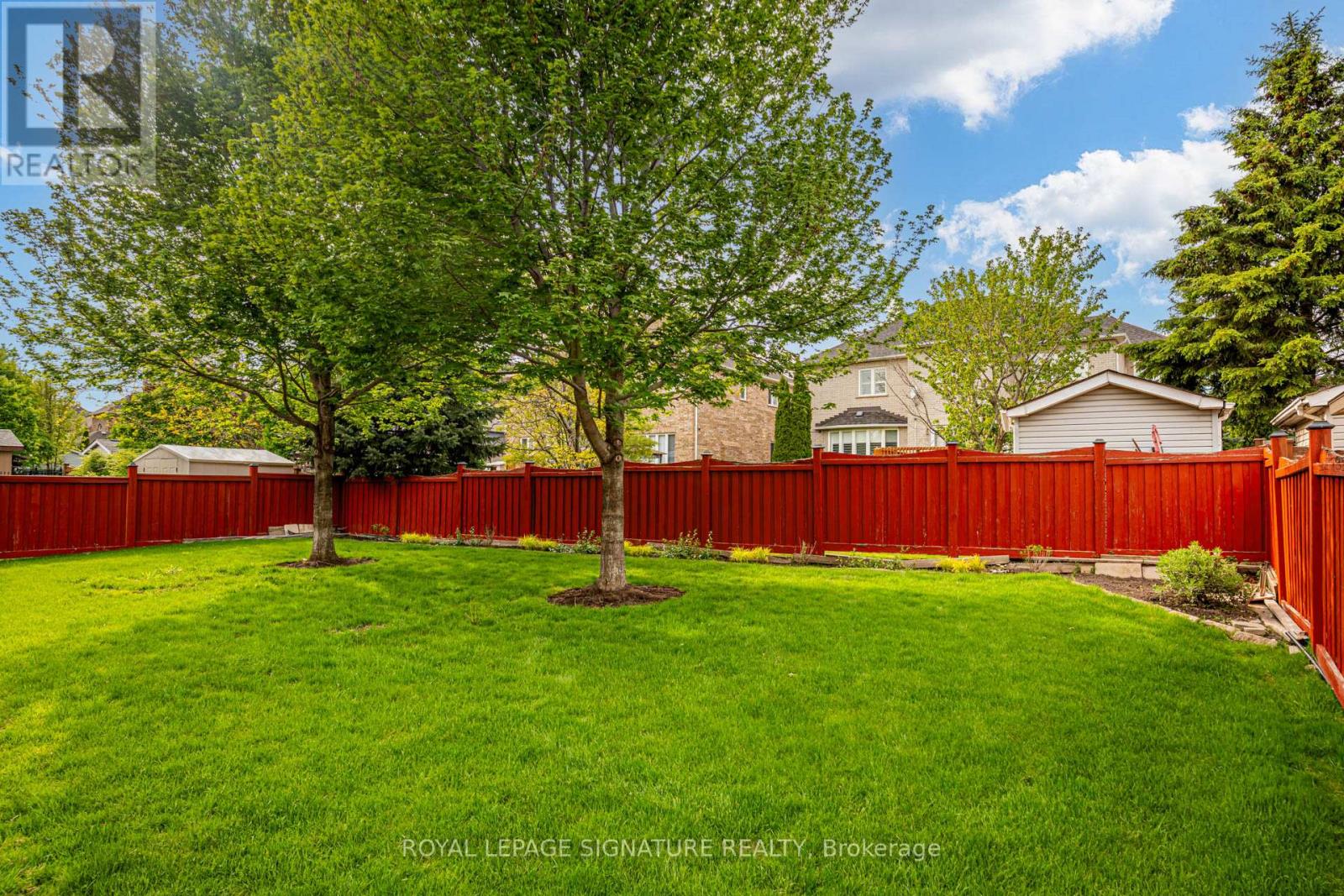 38 PINEMEADOW DRIVE