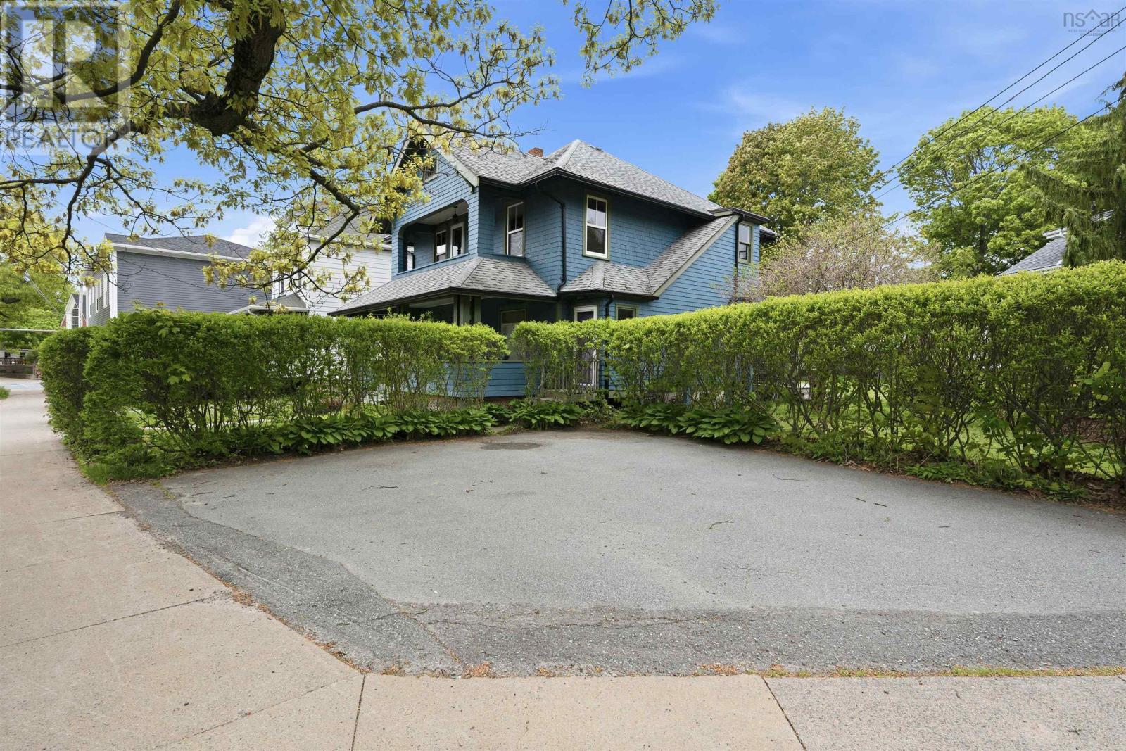 271 A&B Portland Street - 35