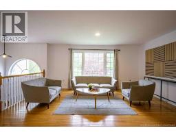 205 Kimble Drive, photo 3