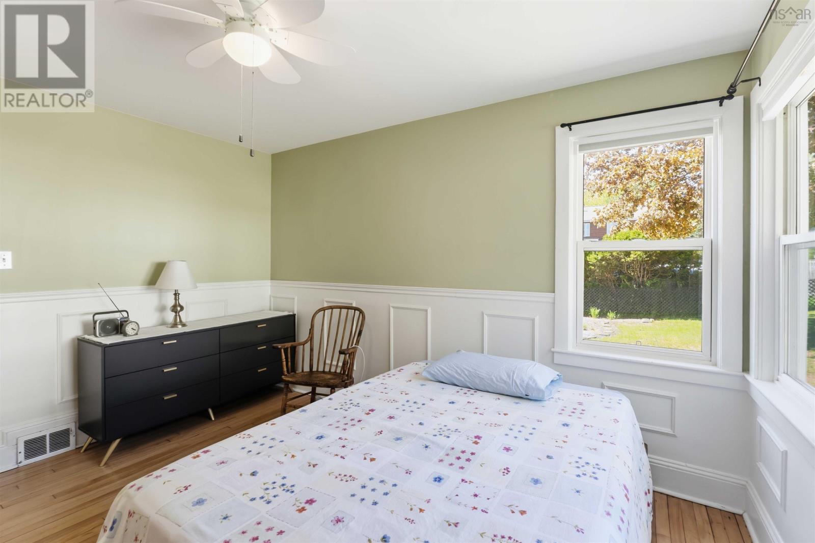 51 Hillside Avenue - 18