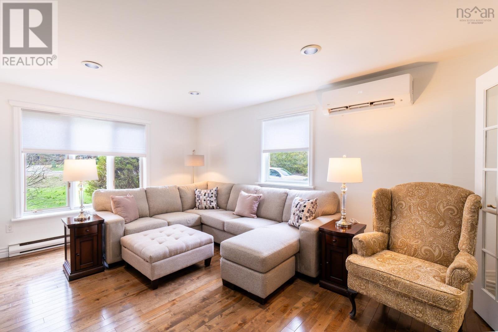 1558 Meghan Drive - 17