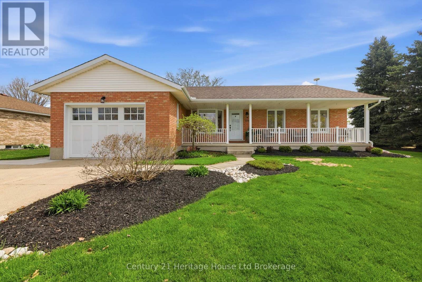 116 BAIRD STREET - 3