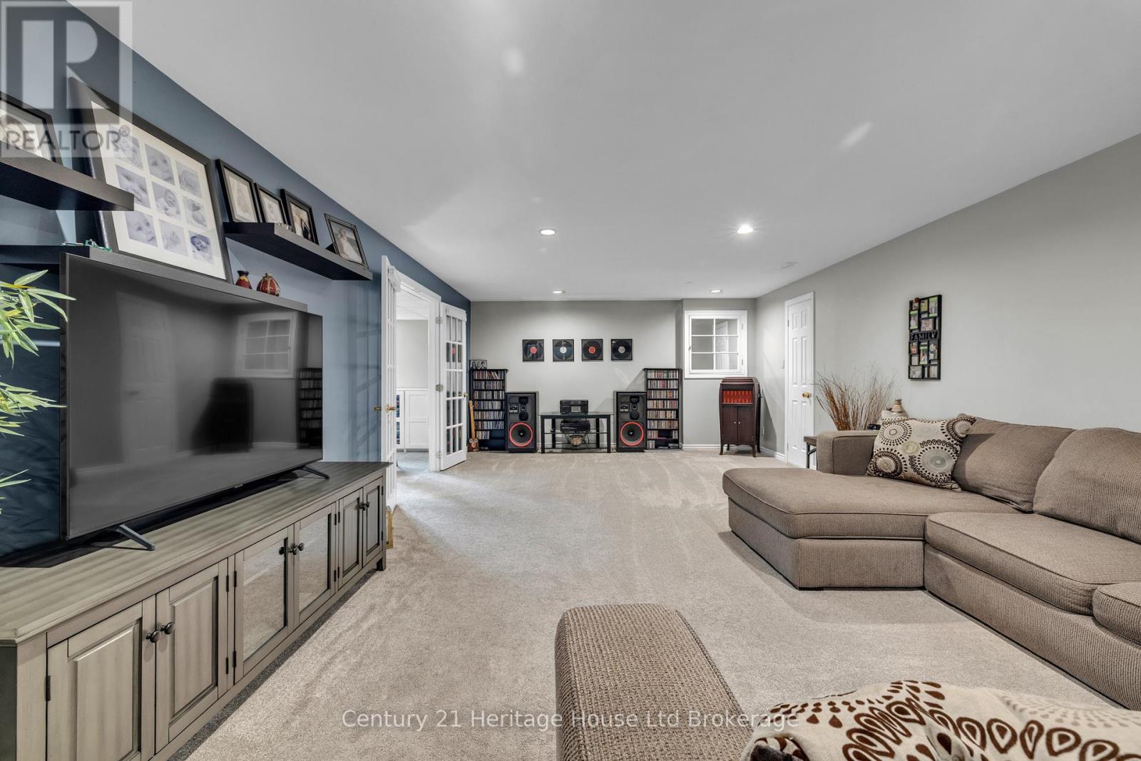116 BAIRD STREET - 27