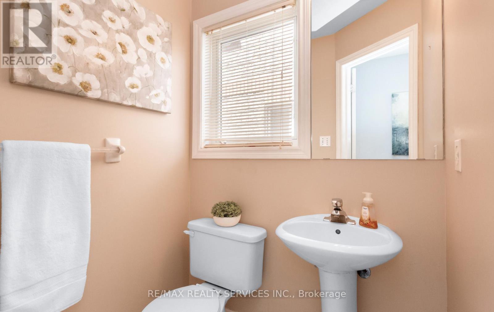 14 TODMORDEN DRIVE - 16