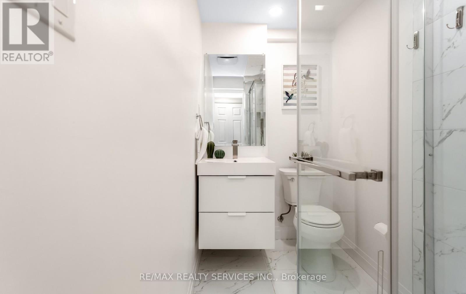 14 TODMORDEN DRIVE - 28