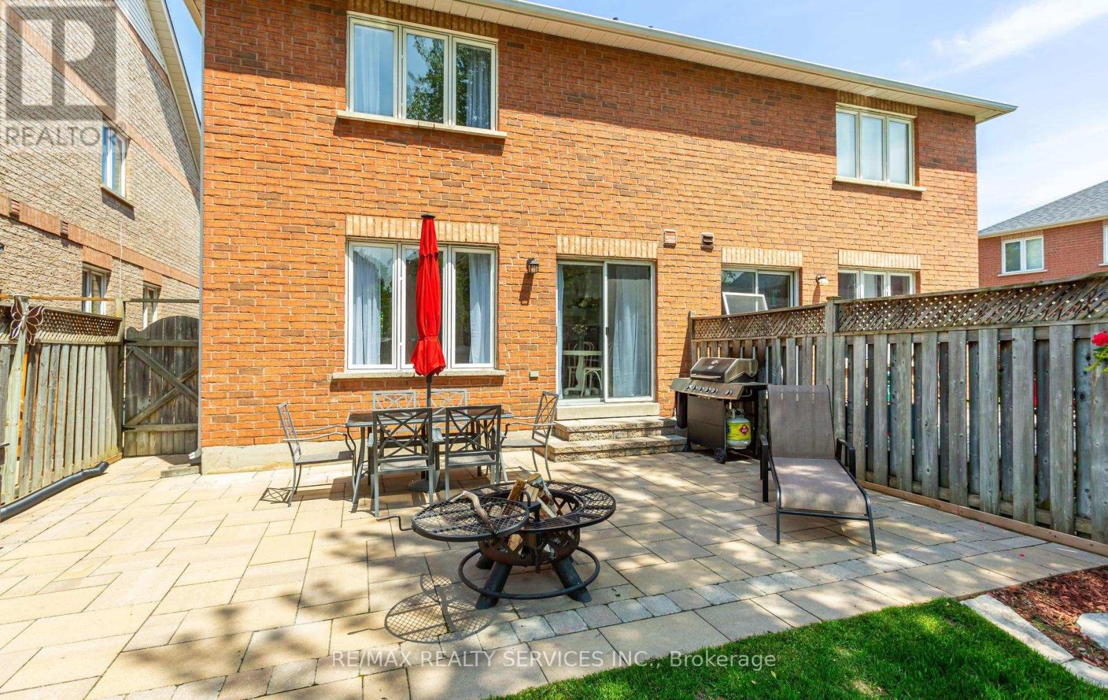 14 TODMORDEN DRIVE - 32