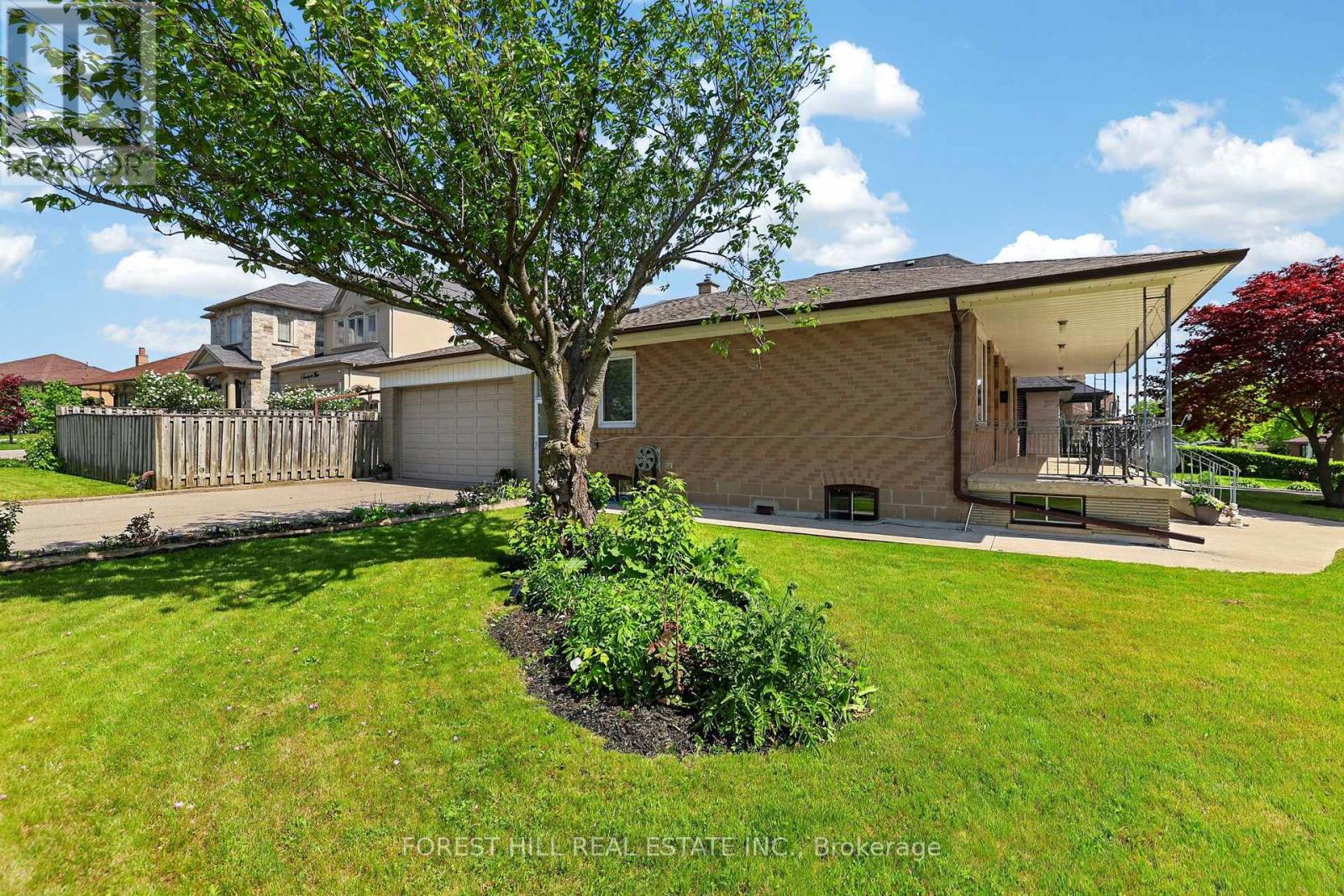 11 FAIRWEATHER ROAD - 25