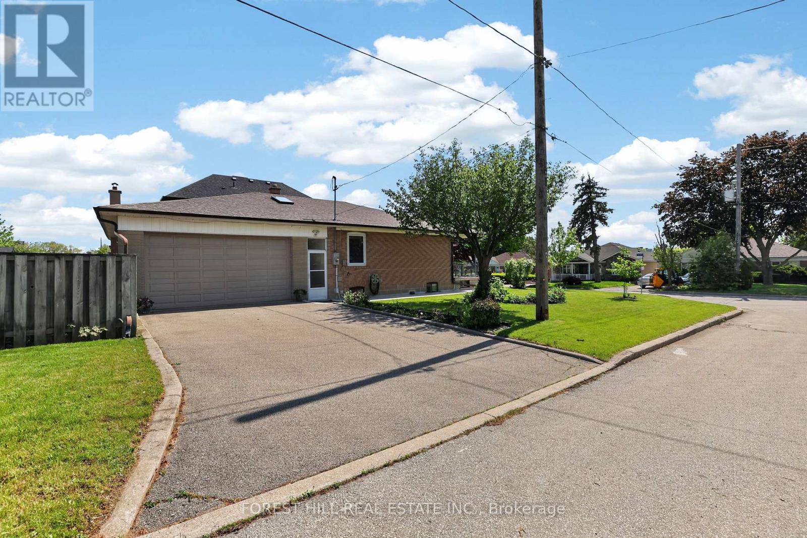 11 FAIRWEATHER ROAD - 28