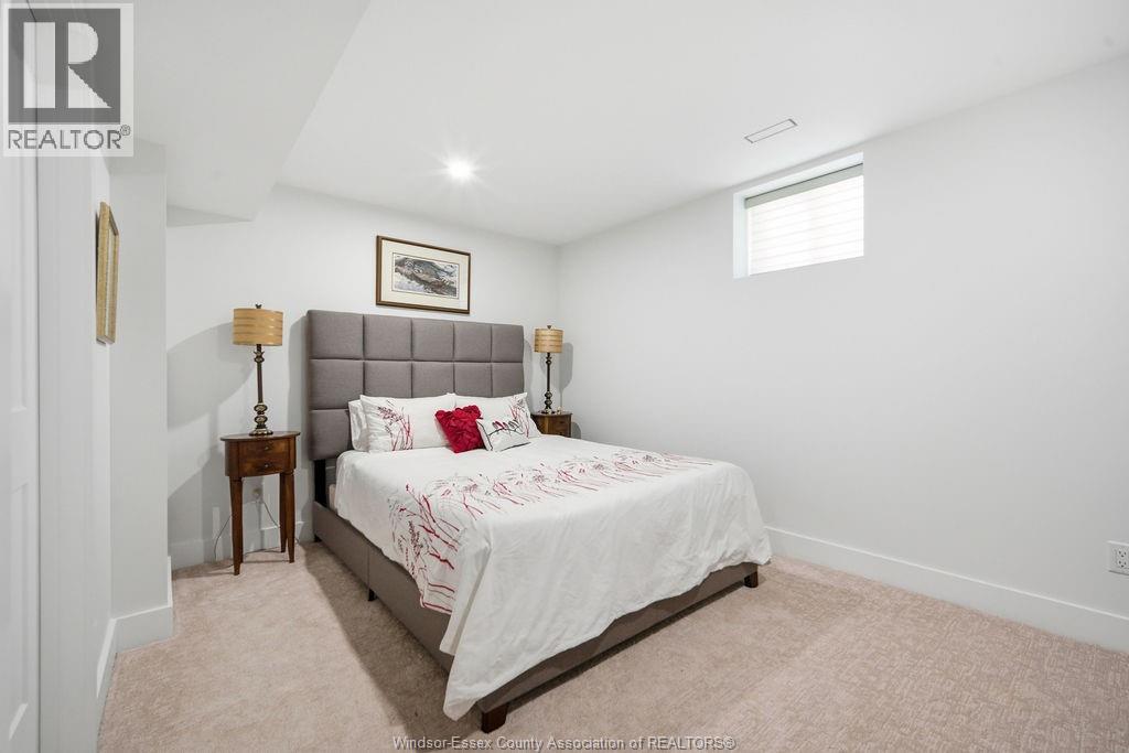 43 Belleview DRIVE - 36