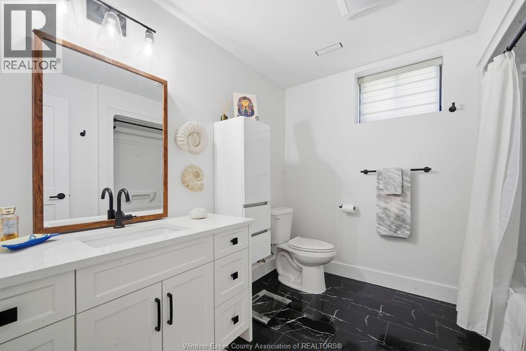 43 Belleview DRIVE - 38
