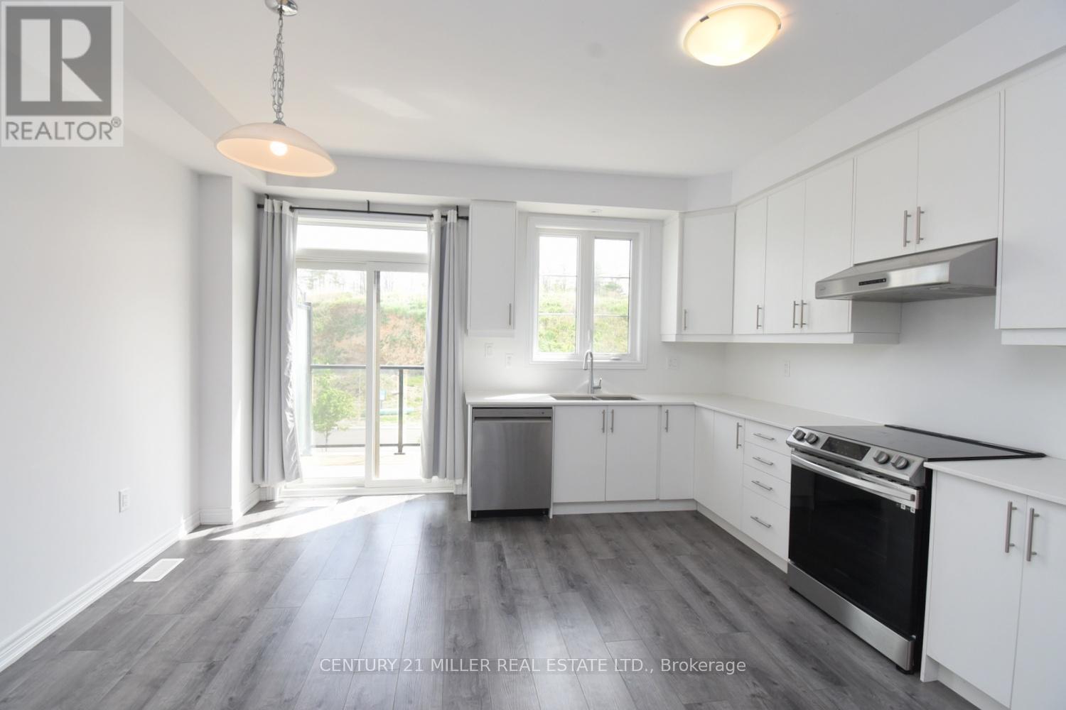 #62 120 COURT DRIVE - 12