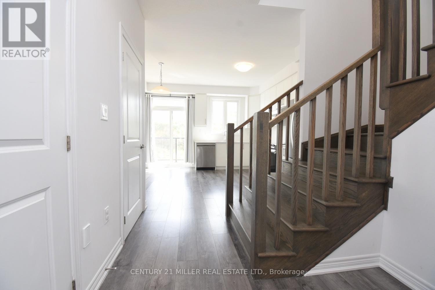 #62 120 COURT DRIVE - 20