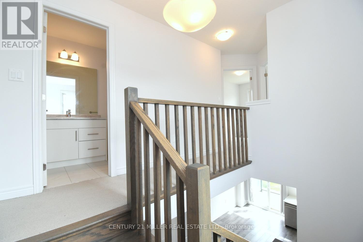 #62 120 COURT DRIVE - 25