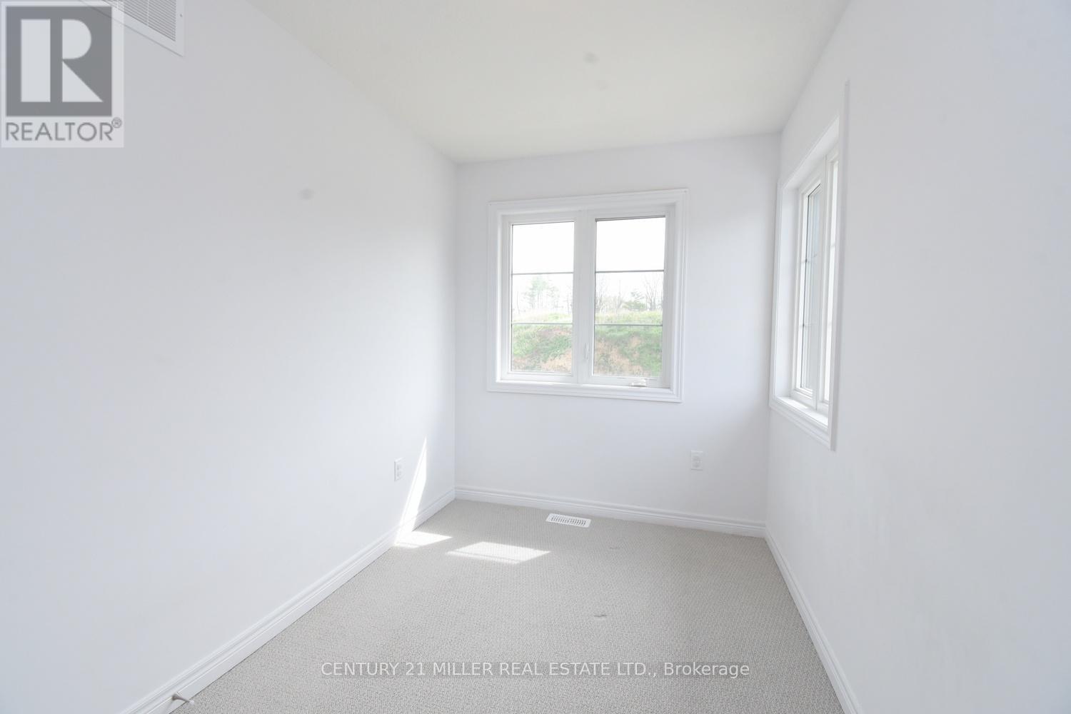 #62 120 COURT DRIVE - 34