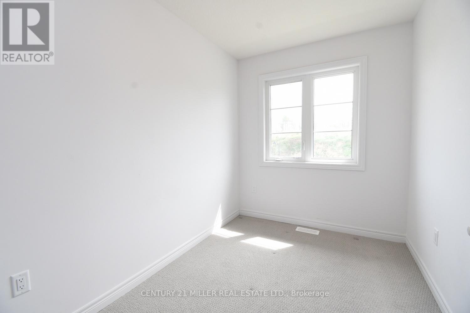 #62 120 COURT DRIVE - 36