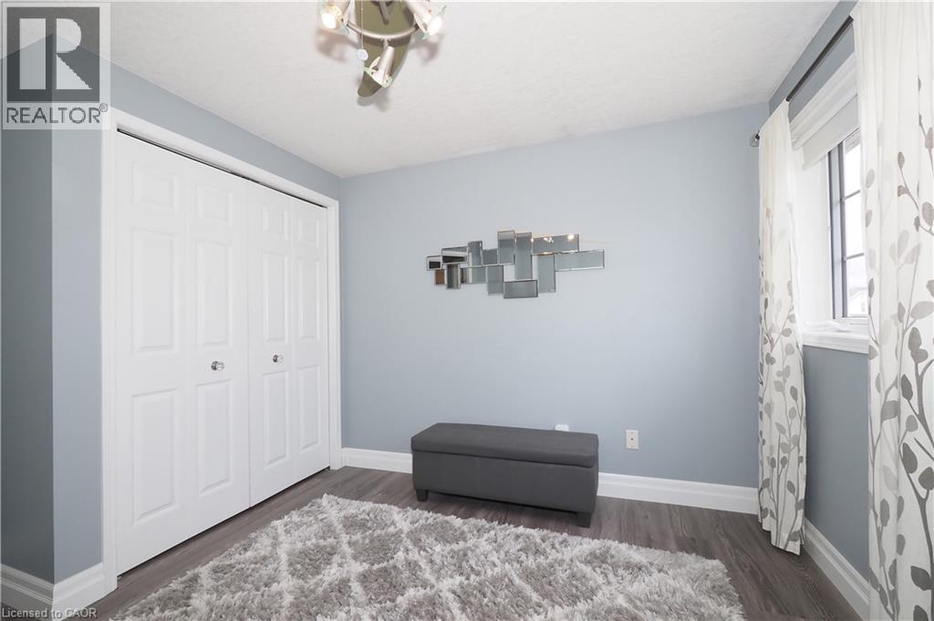 70 QUEEN CHARLOTTE Crescent - 37