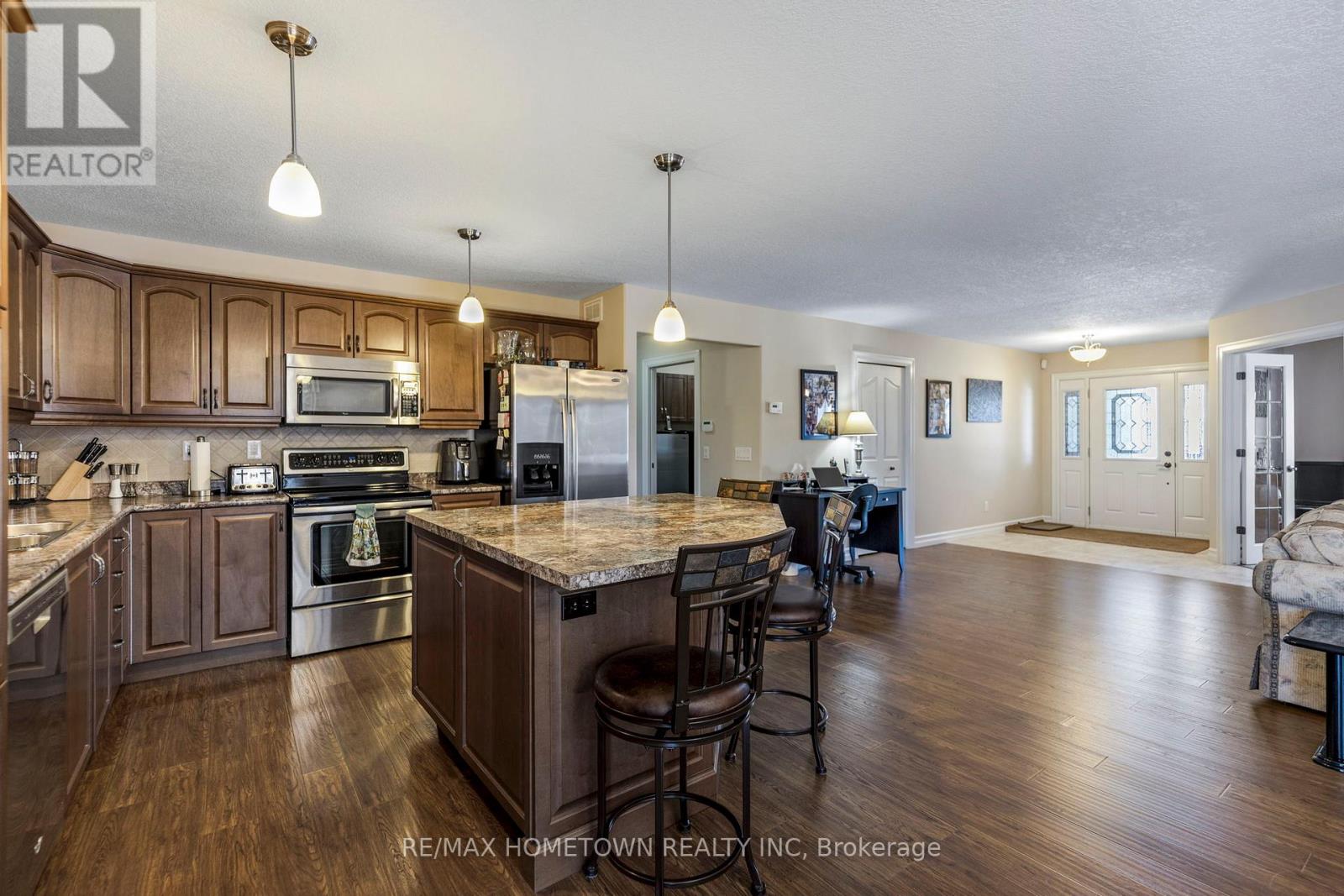 1124 MCCLURE CRESCENT - 18