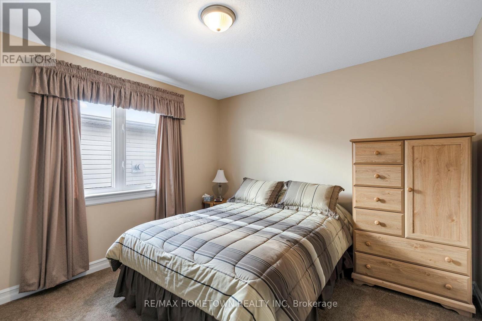 1124 MCCLURE CRESCENT - 30