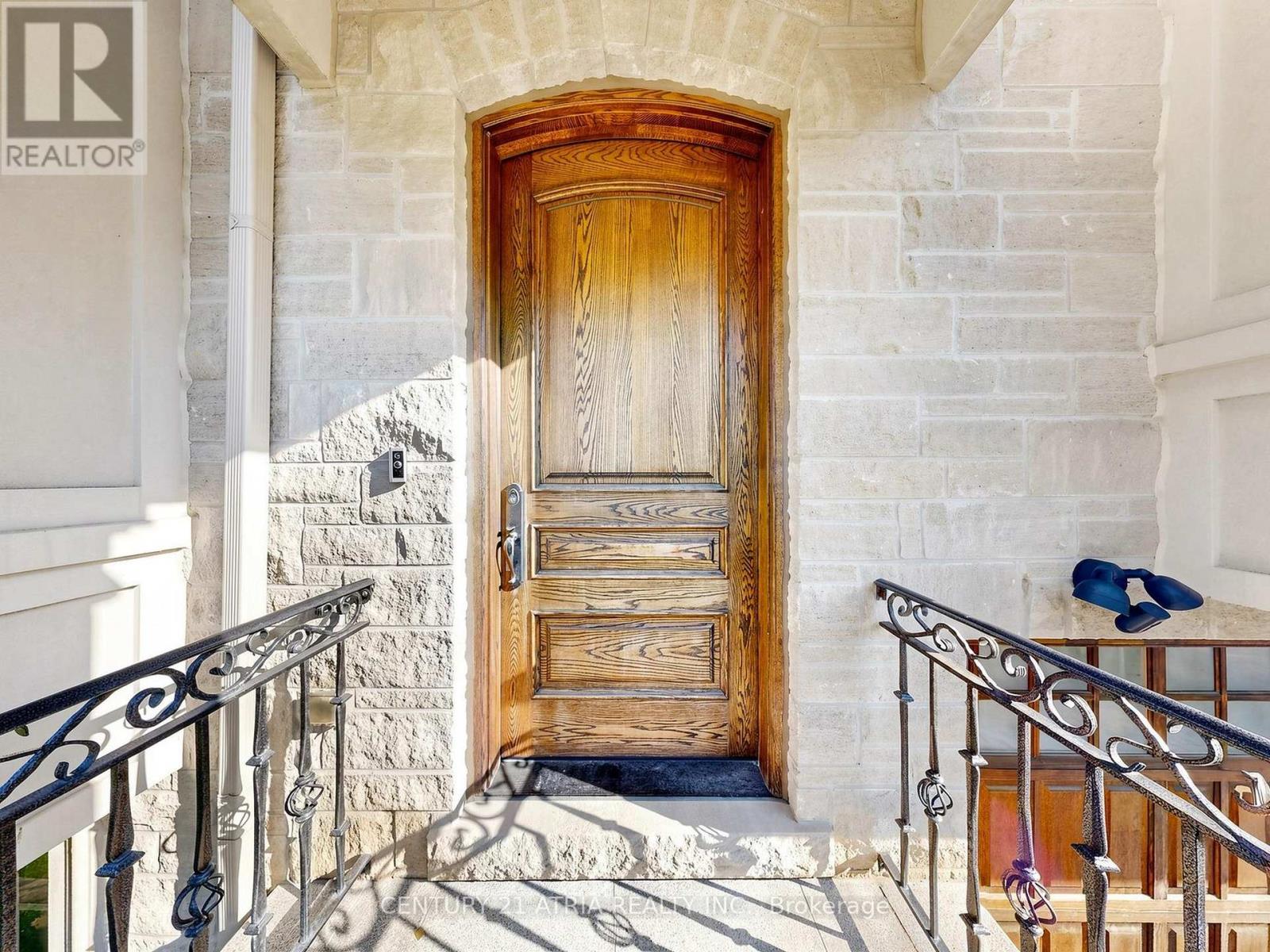 111 BYNG AVENUE - Image 3