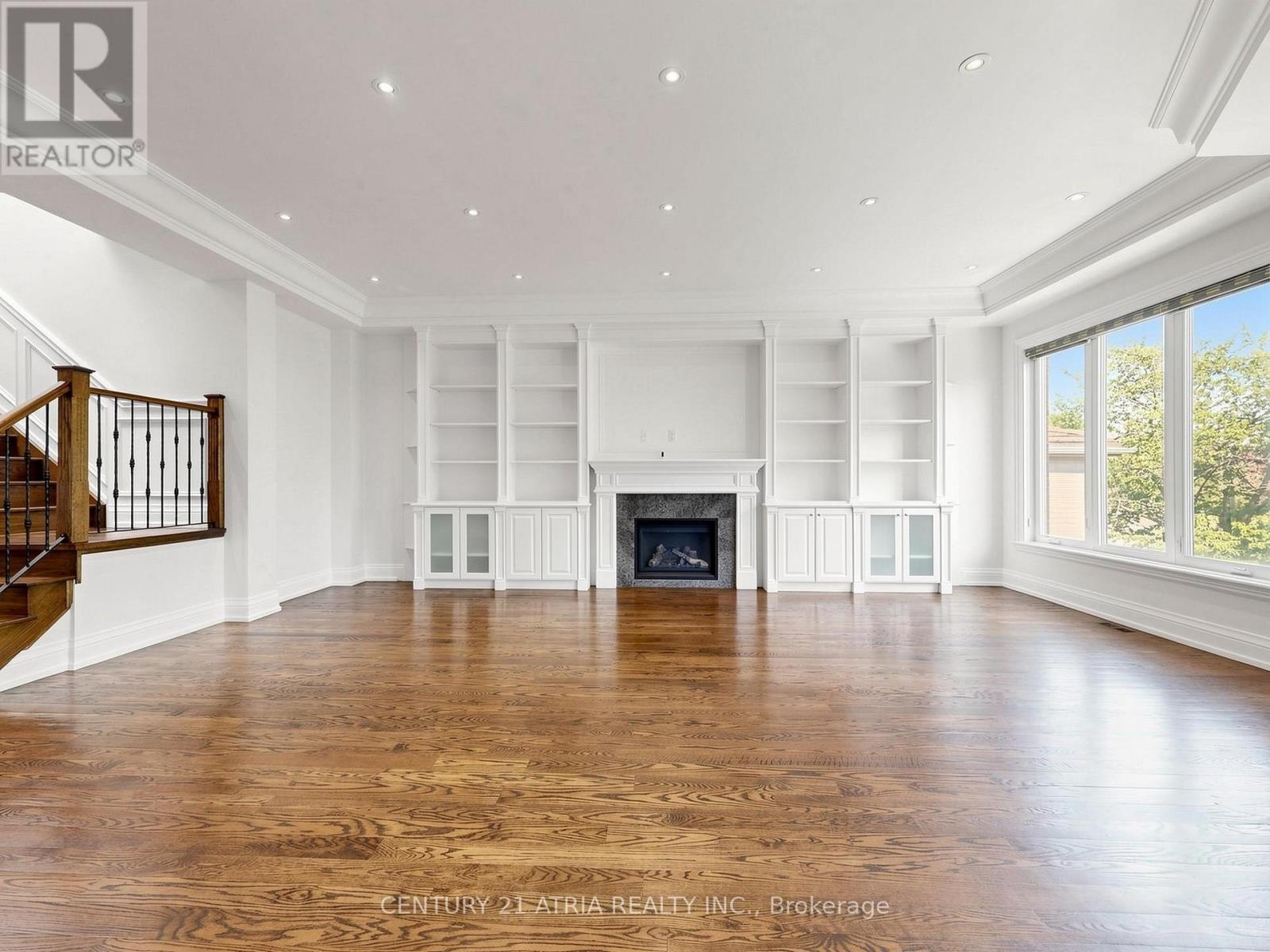 111 BYNG AVENUE - 9