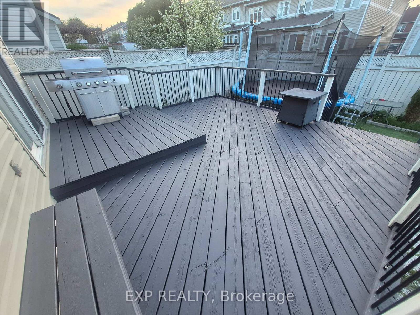 222 DEERCROFT AVENUE - 48