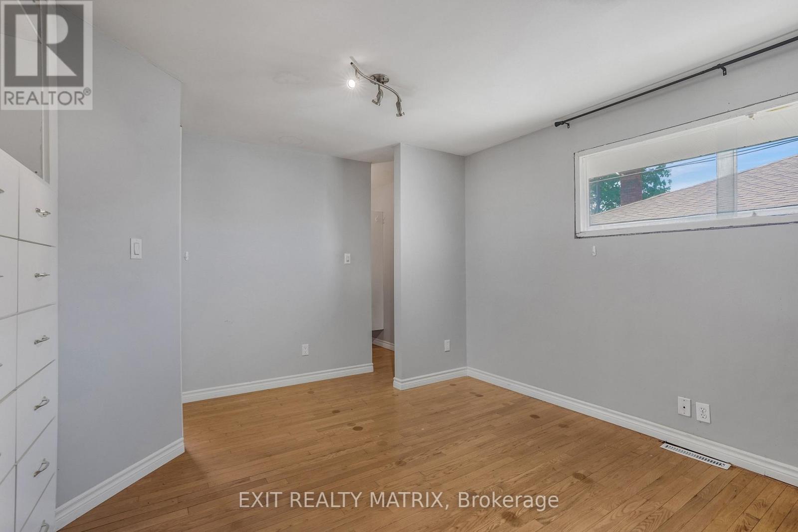 845 CARTIER BOULEVARD - 15