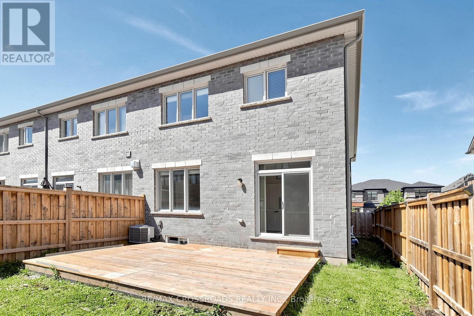 27 COLLIER CRESCENT - 22