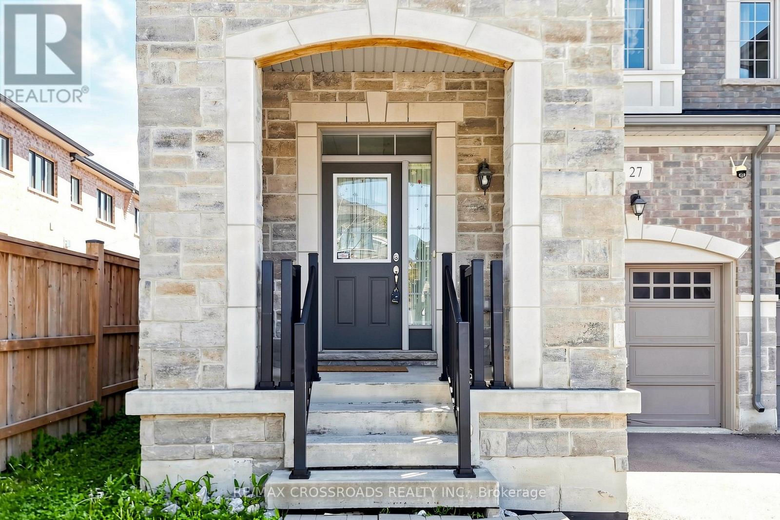 27 COLLIER CRESCENT - Image 3