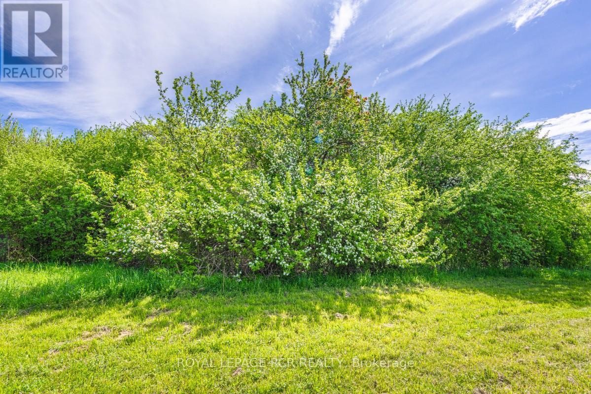 2872 SUNSET DRIVE - 5