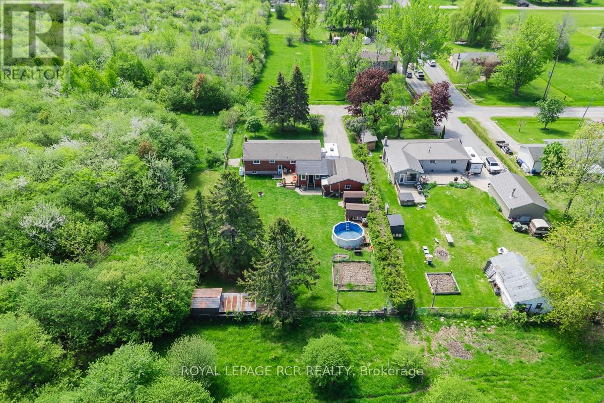 2872 SUNSET DRIVE - 36