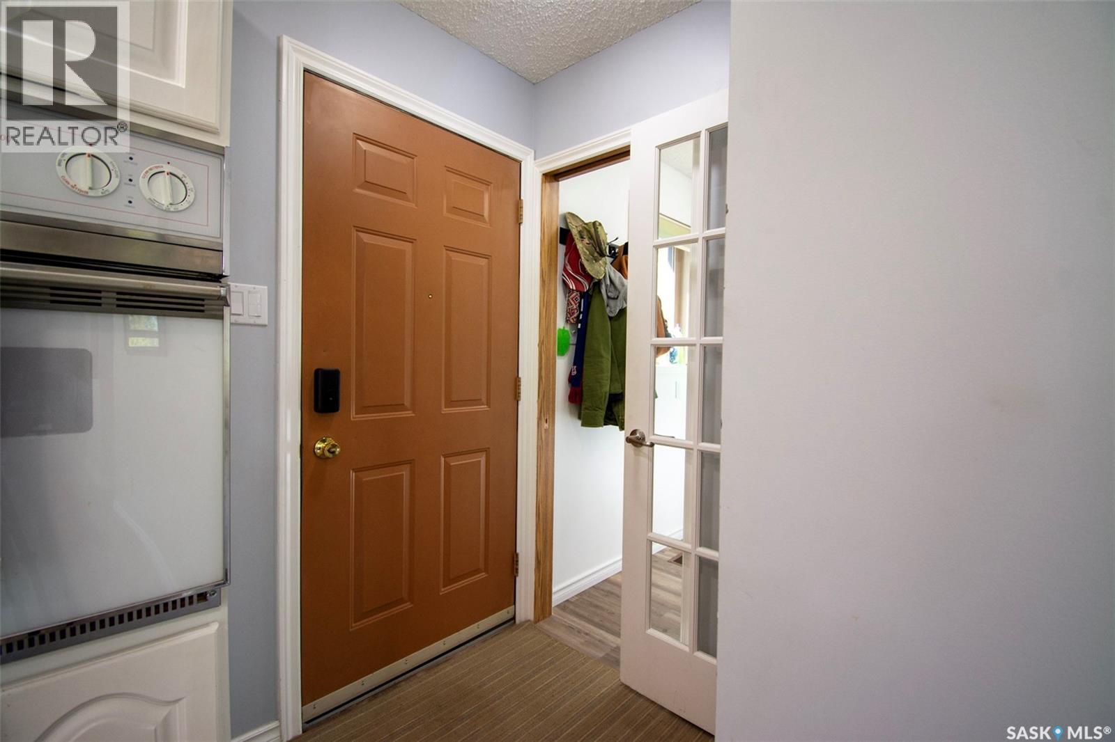 462 Fairchild AVENUE - 4